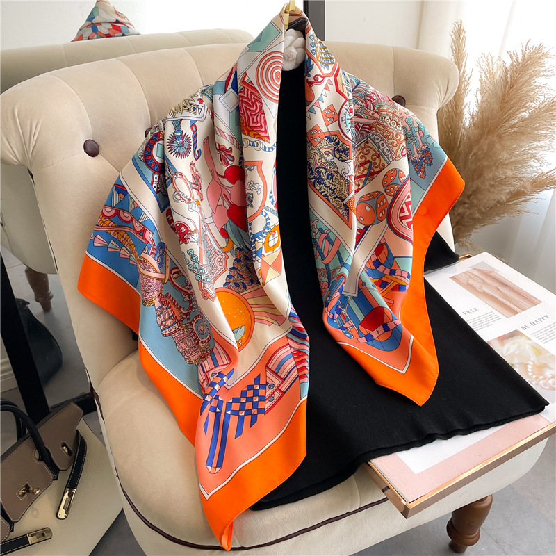 Pañuelo de Seda Cuadrado con E - Silk Scarf Square reseña y precio