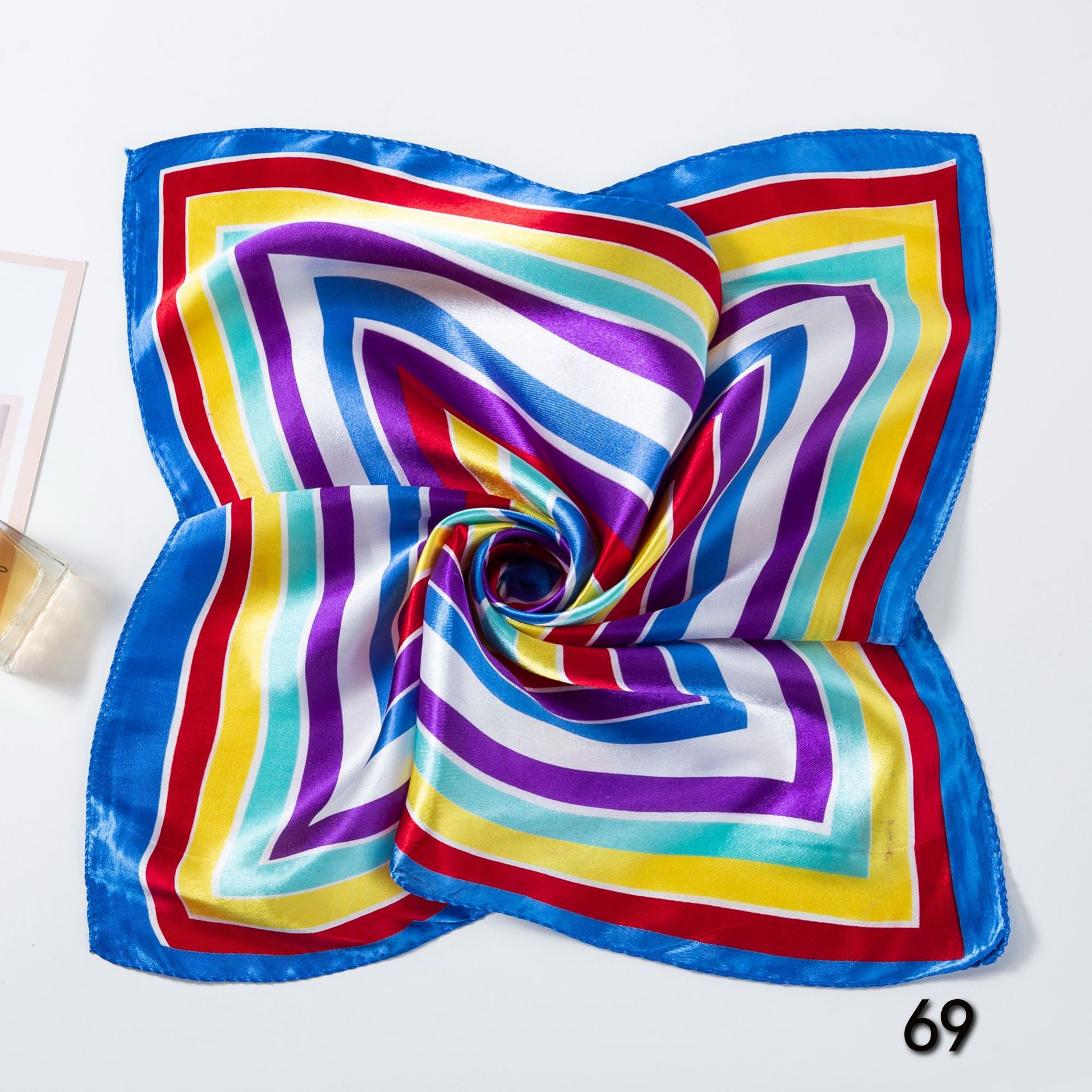 Bufandas cuadradas de seda de  - Silk Scarf Square reseña y precio